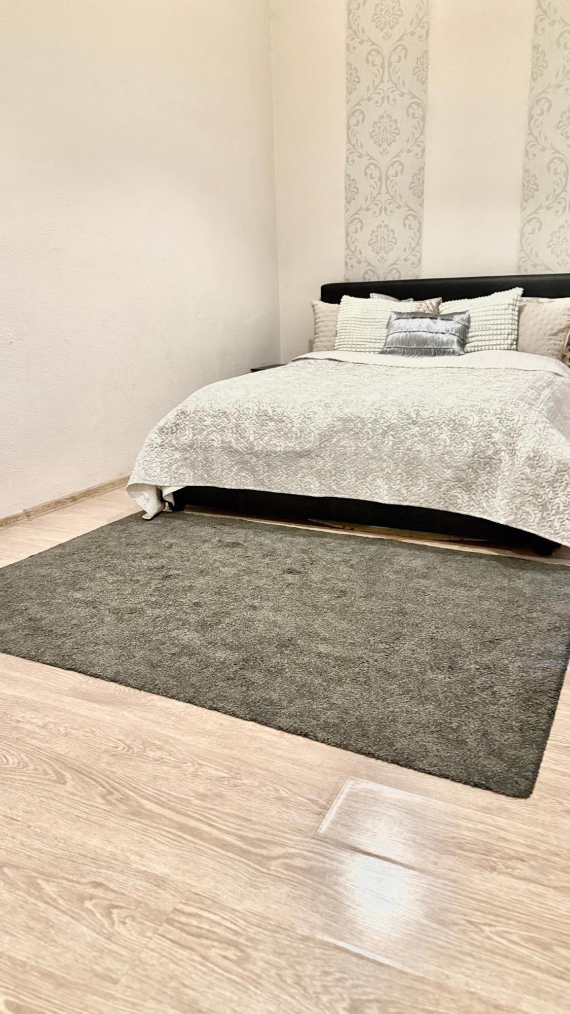 Vaci Corso Apartment