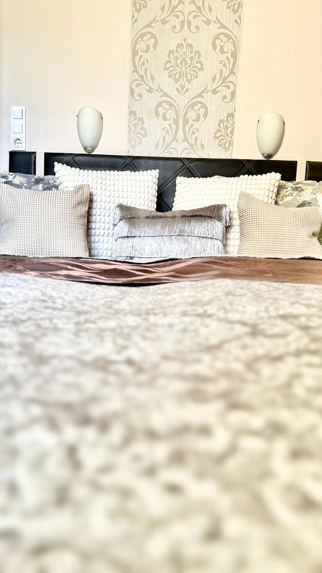 Vaci Corso Apartment