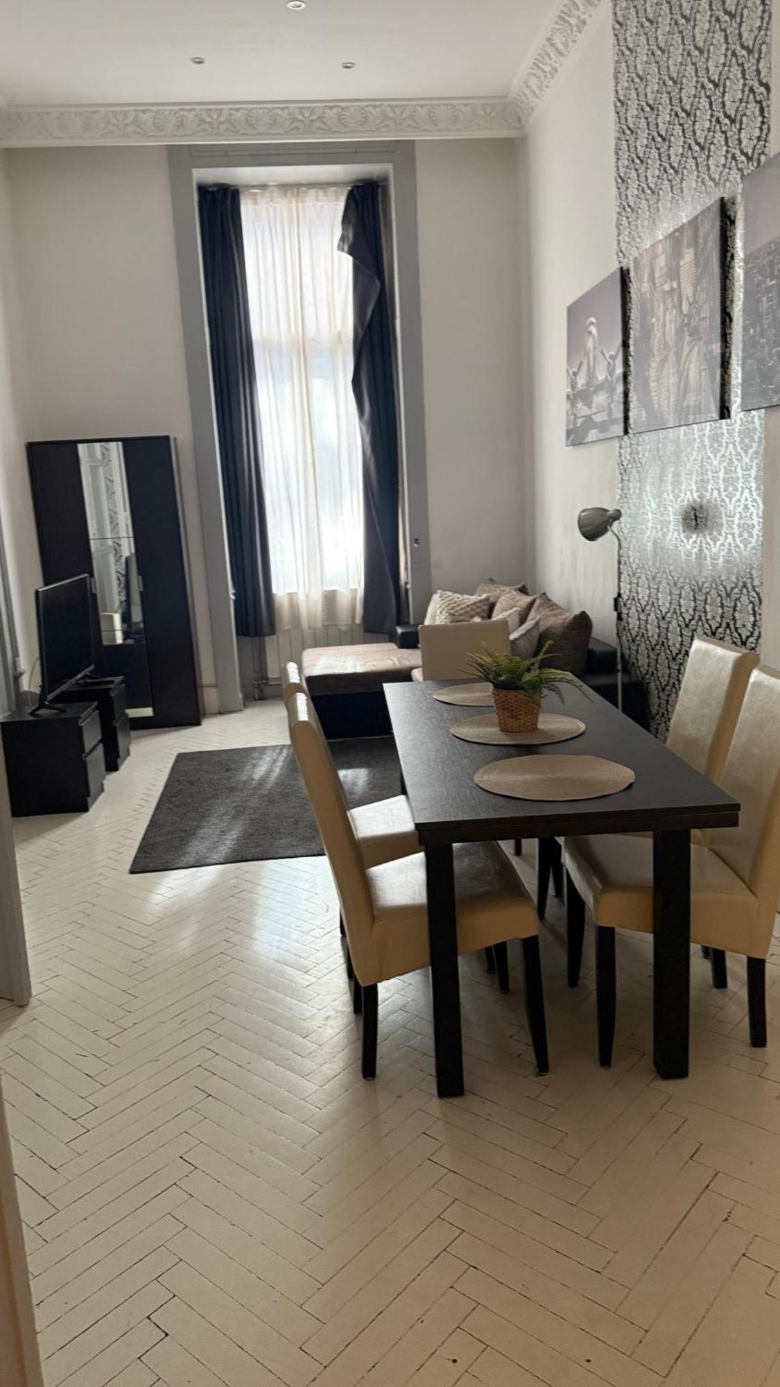Vaci Corso Apartment Budapest